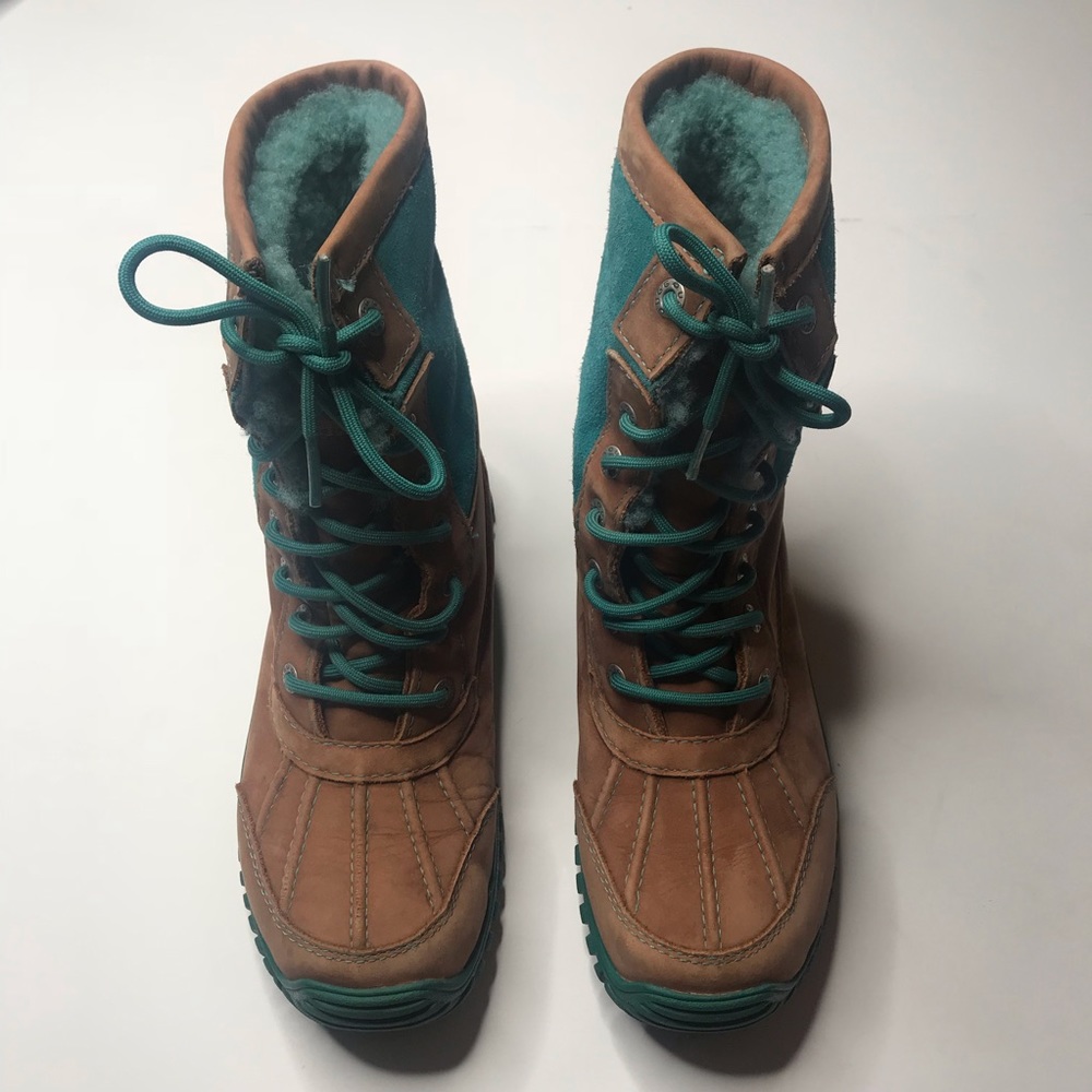 UGG Adirondack II Waterproof Lace Up Leather Boot - Picture 3 of 8